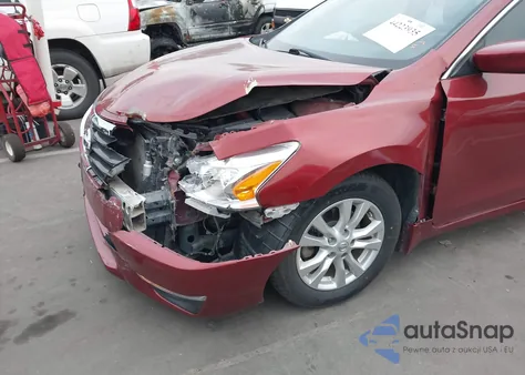 2015 Nissan Altima 2.5 S из США, поврежденный, VIN 1N4AL3AP6FC155934